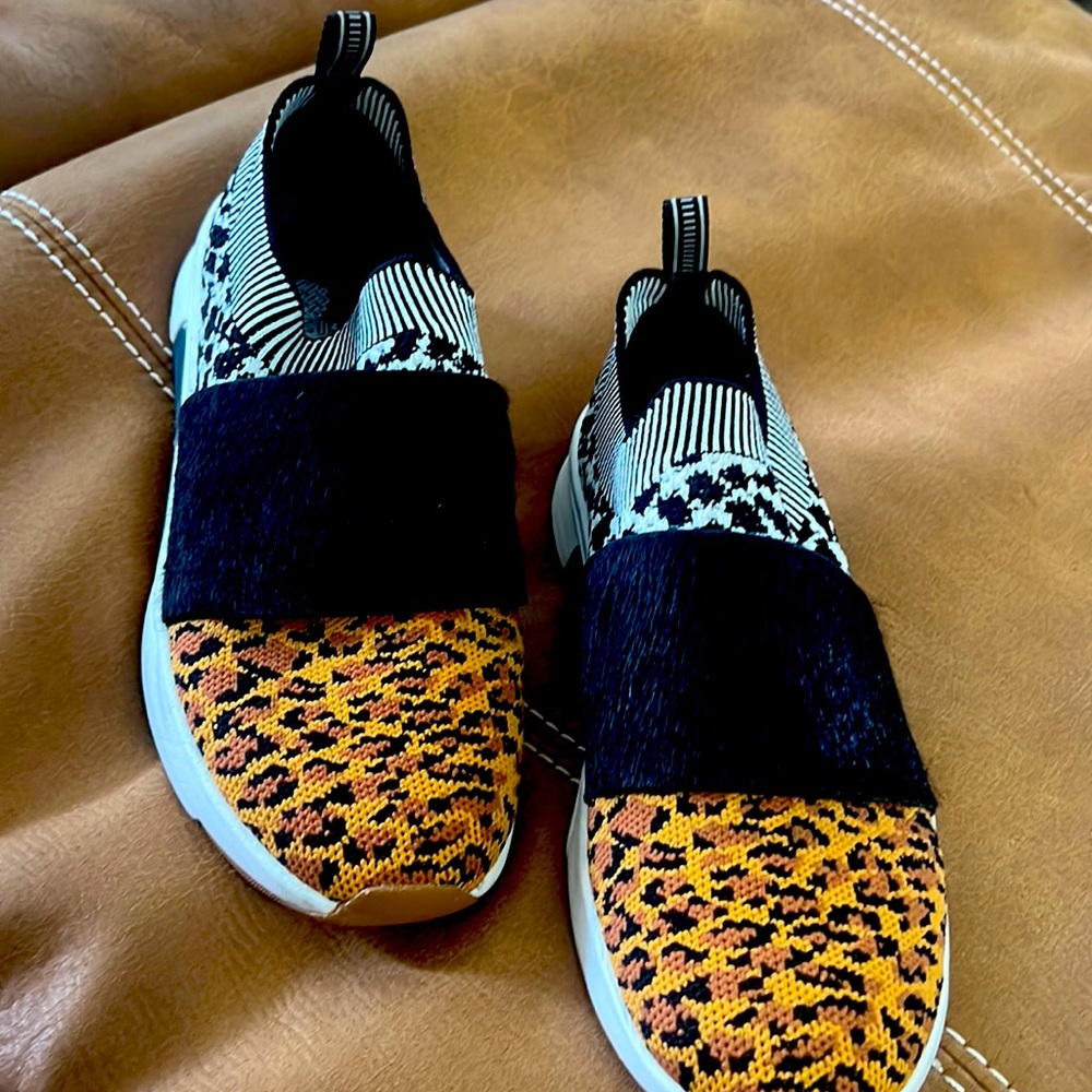 Mark Nason Modern Jogger Sports Women Shoes Leopard